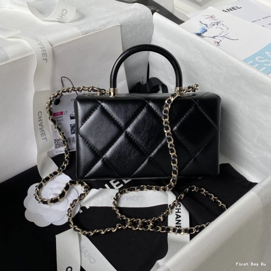 First Bag Ru MINI BOX BAG CHANEL 0821
